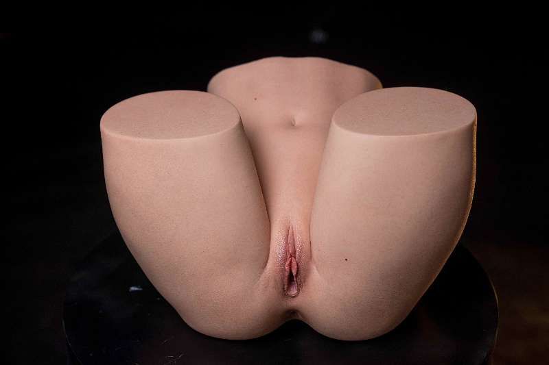 💋 Ultra realistické torzo SiliconDoll – prémiový materiál pre dvojnásobné silnejšie zážitky